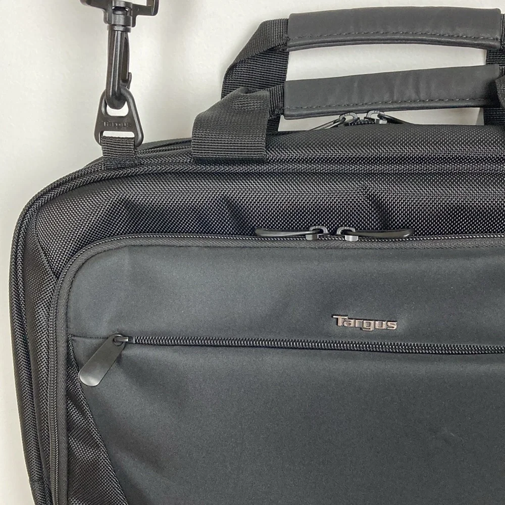Targus Messenger Commuter Travel Bag